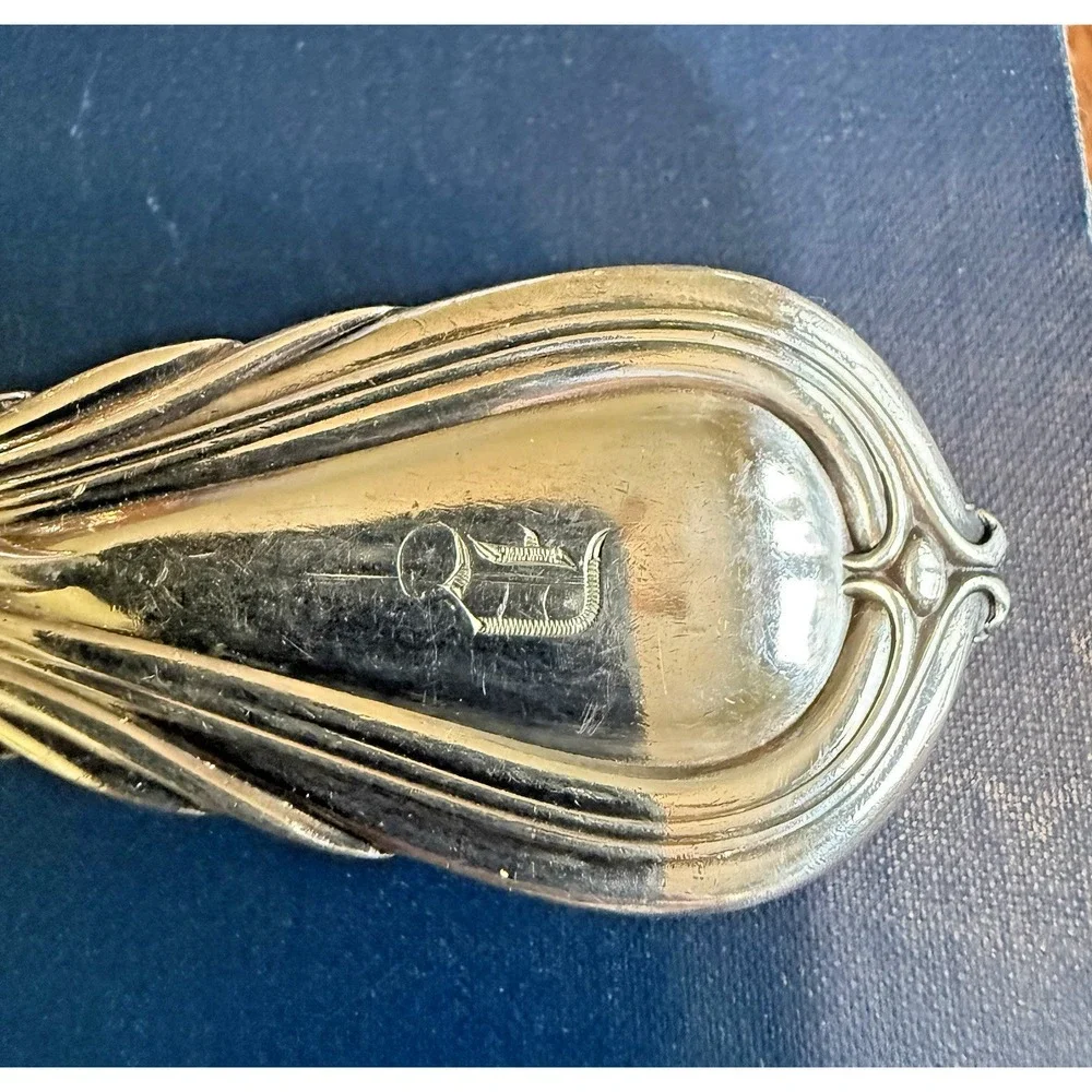 Antique Mappin Brothers Sheffield Silver Plated Serving Spoon Lilly pattern 8.75